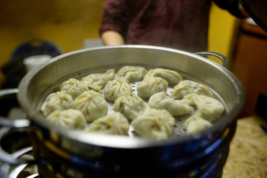 ravioli-tibétin-dorjee-refugee-food-festival-strasbourg-marché-de-noël