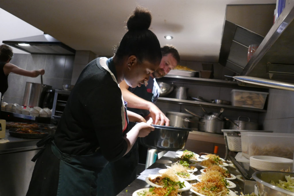 la-cirque-lille-restaurant-refugee-food-festival